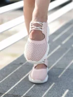 женские кроссовки BM-200