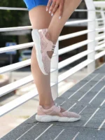 женские кроссовки BM-200