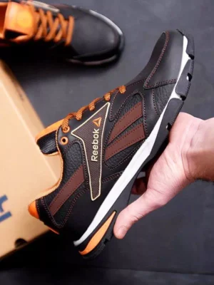 чоловічі кросівки C-201