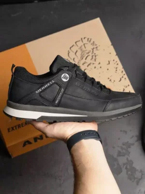 чоловічі кросівки M-083