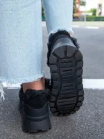 жіночі зимові кросівки BM-W3321