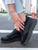 жіночі зимові кросівки BM-W3321