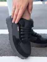 жіночі зимові кросівки BM-W3321