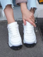 жіночі зимові кросівки BM-W3337