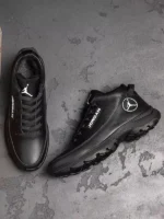 мужские зимние кроссовки J-105