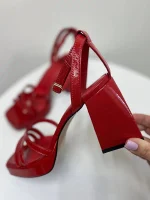 жіночі босоніжки MS-8250