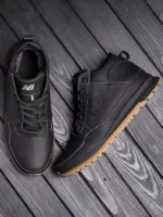 зимние кроссовки NB-100B