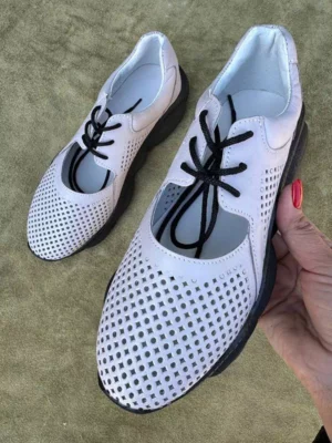 жіночі кросівки BM-195