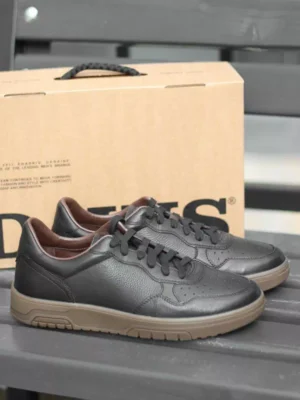 чоловічі кросівки 716-D