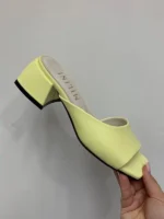 женские шлепанцы MS-1341