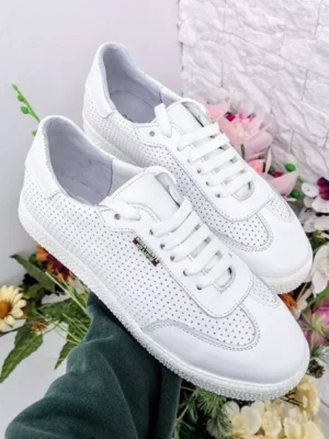 жіночі кросівки BM-208