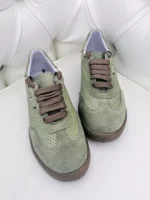 женские кроссовки BM-212