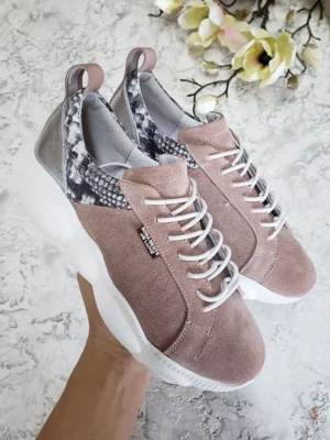 жіночі кросівки BM-6001