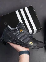 мужские кроссовки A-524