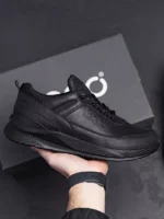 мужские кроссовки E-701