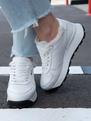 жіночі зимові кросівки BM-W3337